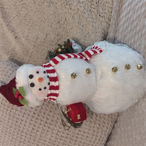 Snow Man Christmas Decoration 17 inches tall - Picture 4 of 6